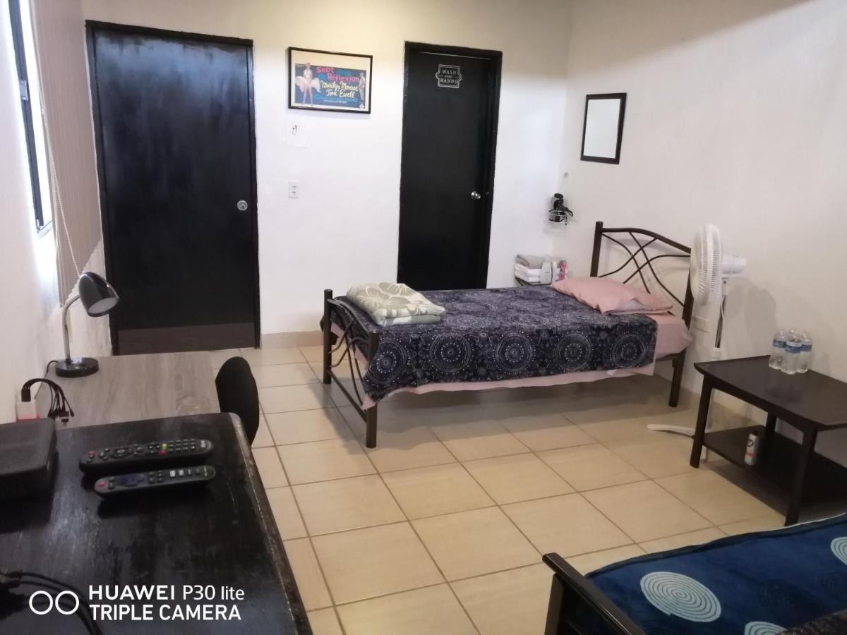 Monchita'S Ensenada Baja, Apartments For Rent. Exteriör bild