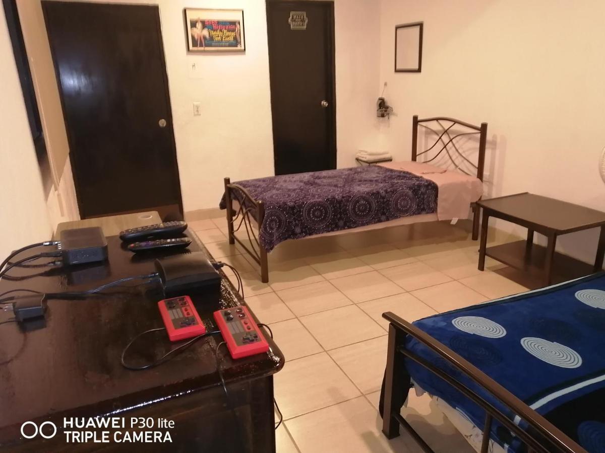 Monchita'S Ensenada Baja, Apartments For Rent. Exteriör bild